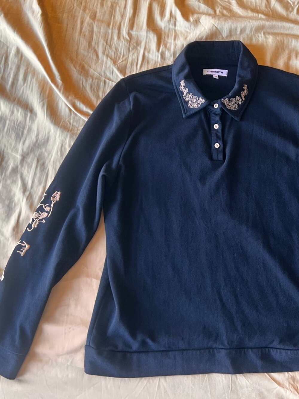 KUURTH - EMBROIDERED - LONG SLEEVE BLACK POLO - Almond Blossom - S/M 100% COTTON